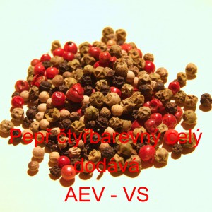 Pepř čtyřbarevn&yacute; cel&yacute;